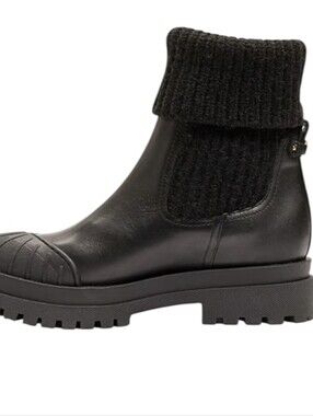Sam Edelman Women's Steele Knit Chelsea boots in black.... Size 8.5